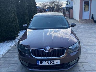 Culoaremaro Utilizat 2014 Skoda Octavia Style Cabrio | 8.000 EUR (Puțin scump)