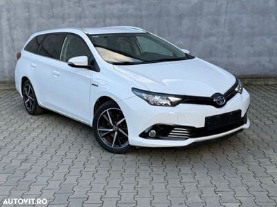 Toyota Auris Hybrid