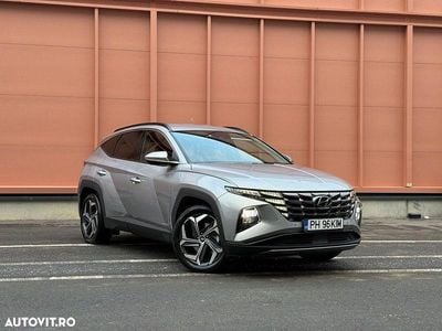 Second-hand Hyundai Tucson 265 CP (194 kW) 2022 Culoareargint SUV