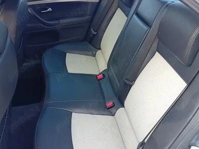 Utilizat 2010 Saab 9-3 Berlinǎ | 3.300 EUR