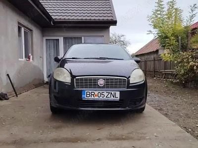 Utilizat 2009 Fiat Linea Berlinǎ | 1.500 EUR