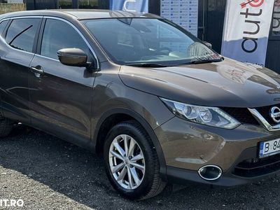 second-hand Nissan Qashqai 1.6 DCI Start/Stop X-TRONIC N-Connecta