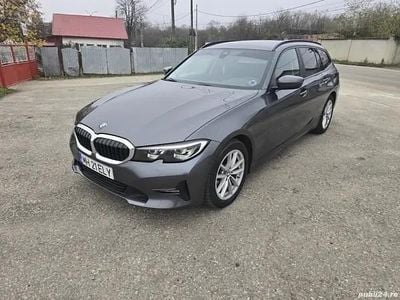 Gri Utilizat 2021 BMW 318 Break | 14.850 EUR