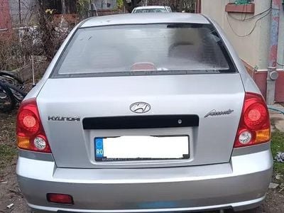 Second-hand Hyundai Accent 63 CP (46 kW) 2005 Gri Berlinǎ