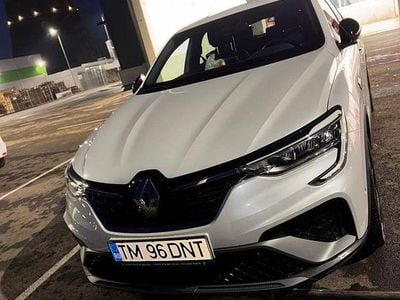 Second-hand Renault Arkana RS Line 140 CP (102 kW) 2023 Culoarealb SUV