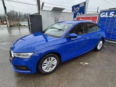 Second-hand Skoda Octavia Ambition 150 CP (110 kW) 2020 Culoarealbastru Berlinǎ