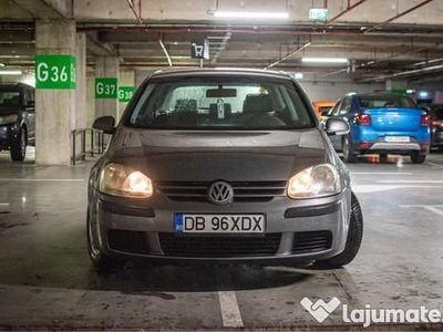 Utilizat 2004 VW Golf V Coupe | 2.400 EUR