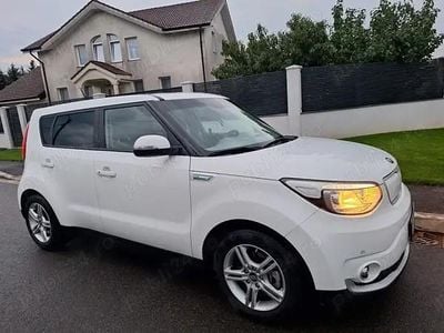 Alb Utilizat 2016 Kia Soul EV Premium SUV | 12.600 EUR