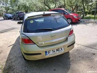 Second-hand Opel Astra 101 CP (74 kW) 2005 Hatchback