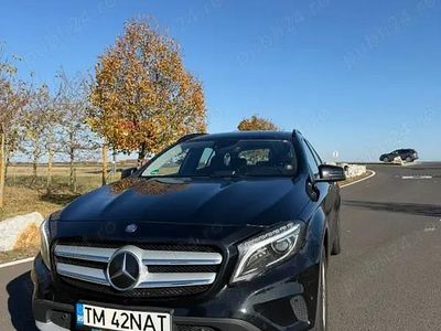 Utilizat 2015 Mercedes 200 SUV | 14.200 EUR