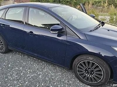 Second-hand Ford Focus 100 CP (73 kW) 2017 Albastru Hatchback