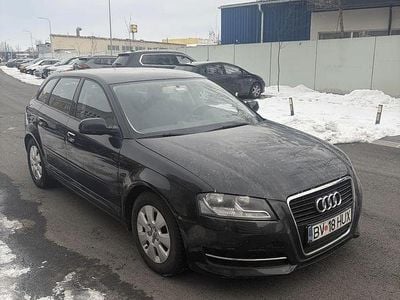 Second-hand Audi A3 Attraction 105 CP (77 kW) 2012 Culoarenegru Hatchback