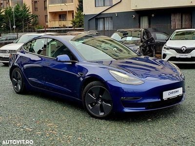 Second-hand Tesla Model 3 Long Range AWD 366 kW (498 CP) 2023 Culoarealbastru Berlinǎ