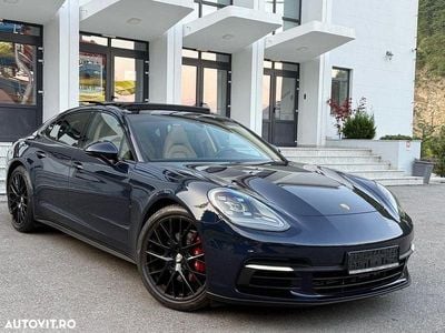 Second-hand Porsche Panamera 4 330 CP (242 kW) 2018 Culoarealbastru Berlinǎ