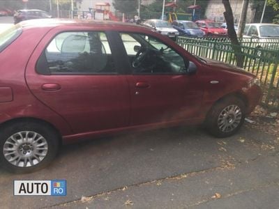 Second-hand Fiat Albea 77 CP (56 kW) 2006 Visiniu Berlinǎ