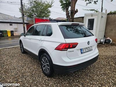 Second-hand VW Tiguan Comfortline 150 CP (110 kW) 2020 Culoarealb SUV