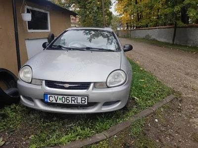 Second-hand Chrysler Neon 131 CP (96 kW) 2000 Gri Berlinǎ