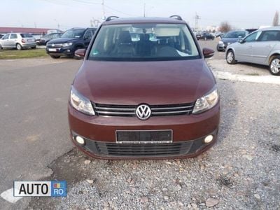 Second-hand VW Touran 105 CP (77 kW) 2011 Maro Monovolum