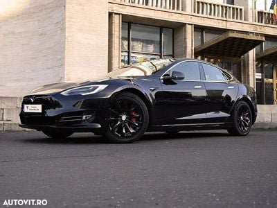 Negru Second-hand 2017 Tesla Model S Hatchback | 35.000 EUR