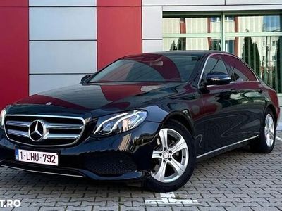 Mercedes E200
