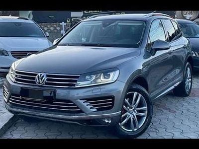Culoaregri Second-hand 2015 VW Touareg R-line SUV | 14.900 EUR (Preț OK)