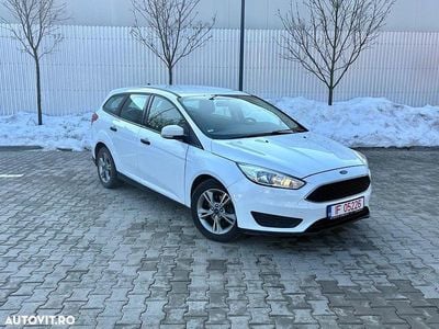Second-hand Ford Focus 100 CP (73 kW) 2015 Culoarealb Break