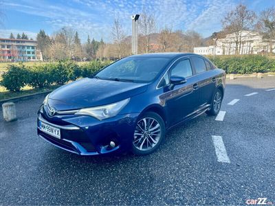 second-hand Toyota Avensis 2.0 diesel 2015