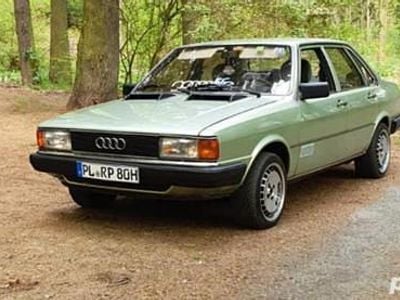 Utilizat 1980 Audi 80 Berlinǎ | 2.950 EUR