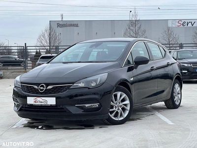 Second-hand Opel Astra Elegance 122 CP (89 kW) 2020 Culoarenegru Hatchback