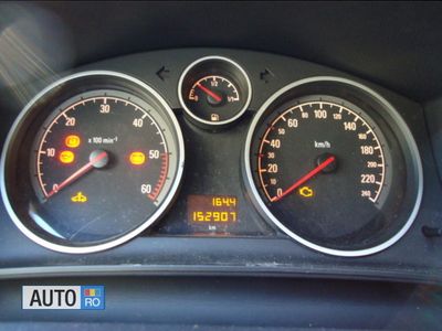 Gri Utilizat 2008 Opel Astra Break | 3.099 EUR (Scump)