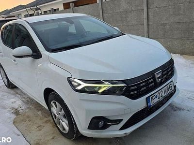 Culoarealb Utilizat 2021 Dacia Sandero Comfort Hatchback | 7.900 EUR (Super Preț)