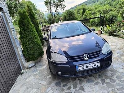 VW Golf V