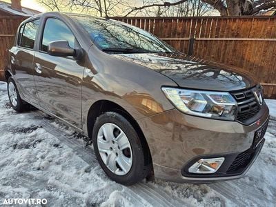 Second-hand Dacia Sandero 90 CP (66 kW) 2020 Culoaremaro