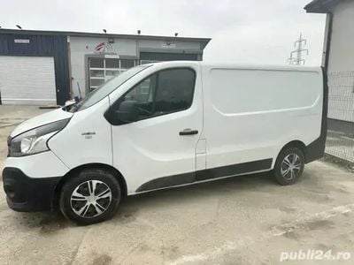 Utilizat 2015 Renault Trafic Monovolum | 4.500 EUR