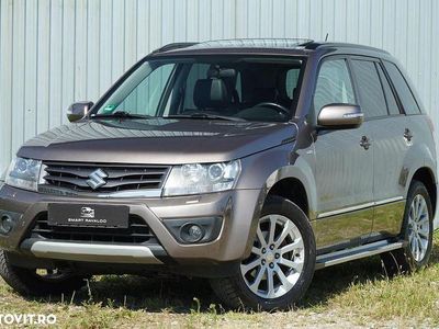 Culoaremaro Second-hand 2013 Suzuki Grand Vitara SUV | 7.500 EUR