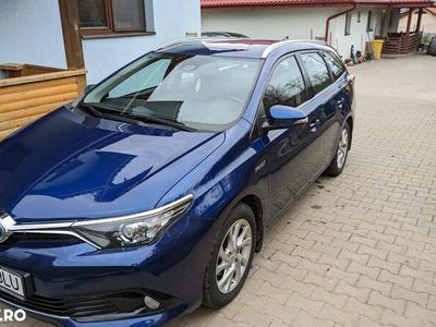 second-hand Toyota Auris Hybrid 