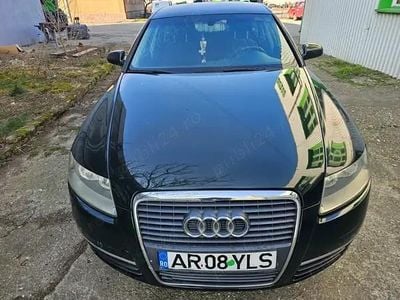 Utilizat 2005 Audi A6 Berlinǎ | 2.100 EUR