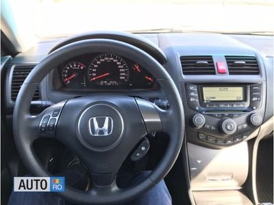 Second-hand Honda Accord 155 CP (114 kW) 2007 Negru Berlinǎ