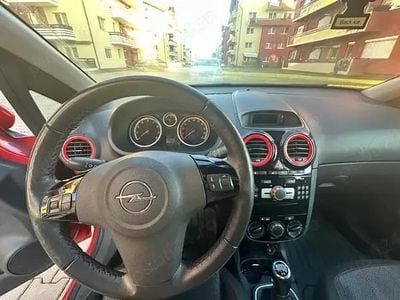 Utilizat 2011 Opel Corsa Berlinǎ | 3.200 EUR (Preț OK)