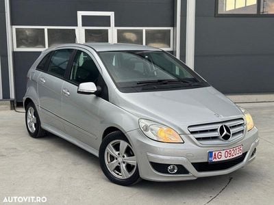 Mercedes B200