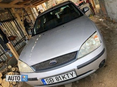 Gri Utilizat 2001 Ford Mondeo Cabrio | 850 EUR