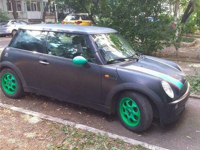 second-hand Mini Cooper 