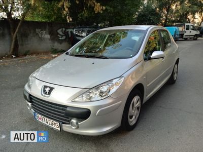 Second-hand Peugeot 307 110 CP (80 kW) 2006 Argintiu Hatchback