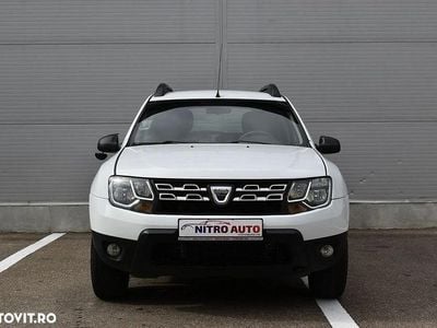 Second-hand Dacia Duster Ambiance 105 CP (77 kW) 2013 Culoarealb SUV