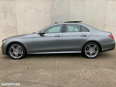 Mercedes E220