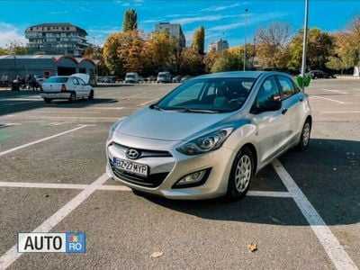Second-hand Hyundai i30 110 CP (80 kW) 2013 Argintiu Berlinǎ