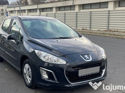 second-hand Peugeot 308 FACELIFT // Fab.2011 // EURO 5 // 1.6 HDI // 112 CP //