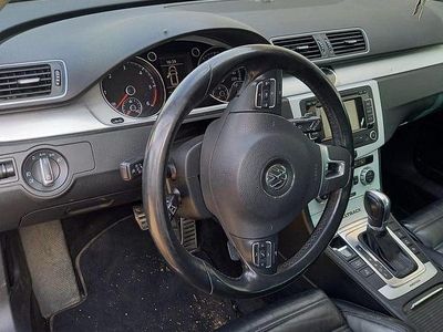 Culoarenegru Utilizat 2013 VW Passat Break | 7.999 EUR (Preț OK)