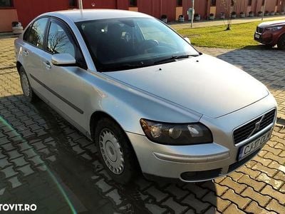 Culoaregri Utilizat 2006 Volvo S40 Standard Berlinǎ | 2.550 EUR (Puțin scump)