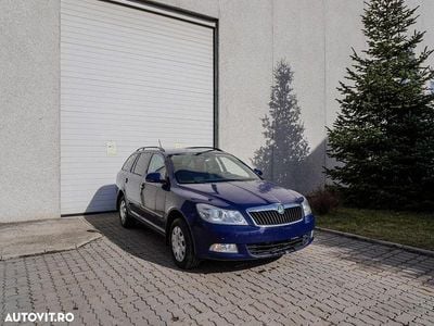 Second-hand Skoda Octavia 105 CP (77 kW) 2011 Culoarealbastru Break